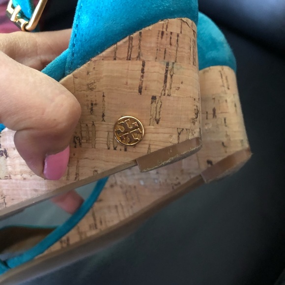 Authentic Tory Burch sandals - Picture 4 of 5